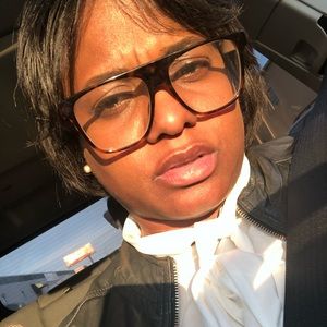 Meet your Posher, Charisse